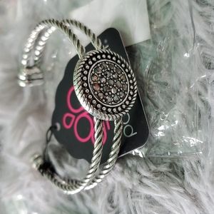 Lot of 8 Paparazzi bracelets